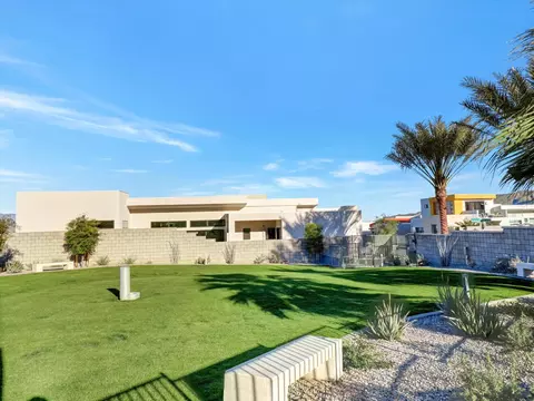 Exterior - 794 Obsidian Loop E, Palm Springs, CA 92264 photo 16 of 17