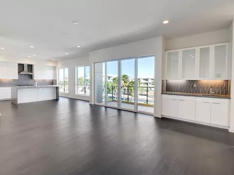 Living - 794 Obsidian Loop E, Palm Springs, CA 92264 photo 4 of 7