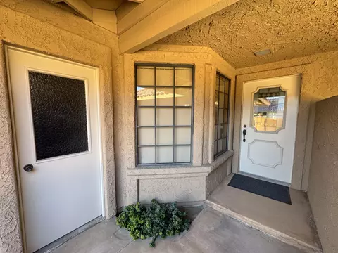 41623 Woodhaven Dr E, Palm Desert, CA 92211