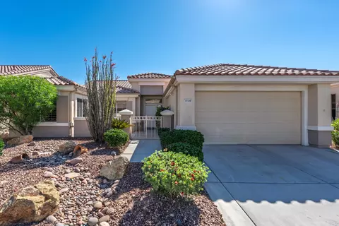 37318 Pineknoll Ave, Palm Desert, CA 92211