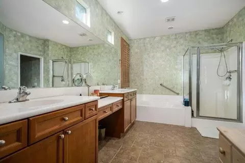 Bath - 83399 Wagon Rd, Indio, CA 92203 photo 1 of 1