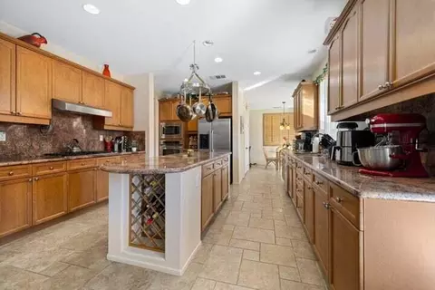 Kitchen - 83399 Wagon Rd, Indio, CA 92203 photo 1 of 2