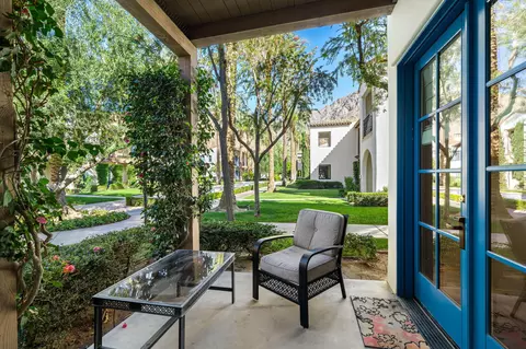 48717 Classic Dr, La Quinta, CA 92253