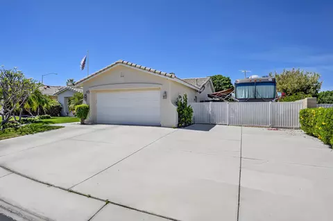 Exterior - 48431 Panorama Ave, Indio, CA 92201 photo 2 of 32