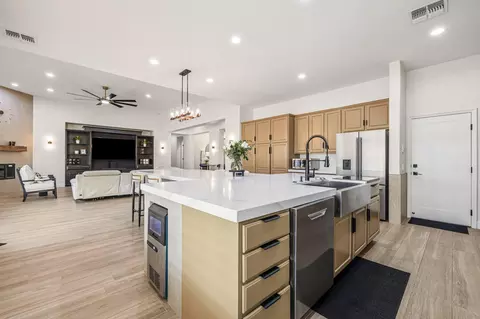 Kitchen - 49422 Jordan St, Indio, CA 92201 photo 3 of 8