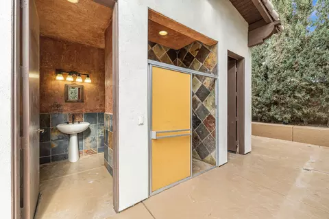 Bath - 49422 Jordan St, Indio, CA 92201 photo 1 of 8