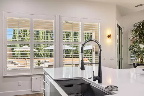 Kitchen - 49422 Jordan St, Indio, CA 92201 photo 6 of 8