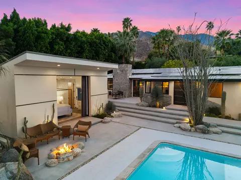 623 W Chino Canyon Rd, Palm Springs, CA 92262