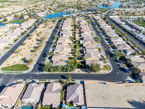 View/Area - 42873 Della Pl, Indio, CA 92203 photo 2 of 2