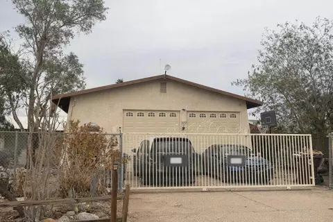 944 Flamingo Ave, Thermal, CA 92274