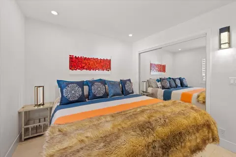 Bedroom - 39820 Lakeview Dr, Big Bear Lake, CA 92315 photo 5 of 8