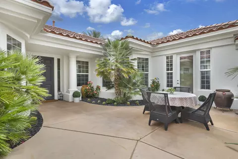 51368 Marbella Ct, La Quinta, CA 92253 photo 3