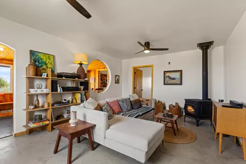Living - 822 Inca Trl, Yucca Valley, CA 92284 photo 1 of 4