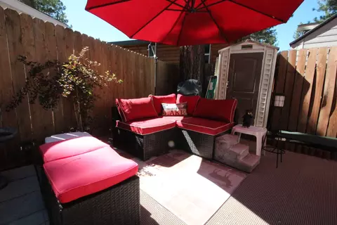 475 Thrush Dr, Big Bear Lake, CA 92315