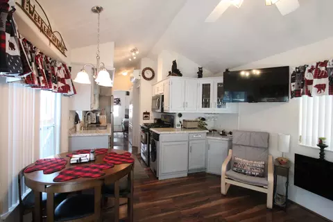 475 Thrush Dr, Big Bear Lake, CA 92315 photo 25