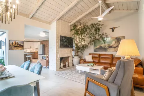 2234 S Linden Way, Palm Springs, CA 92264