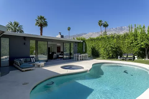 1650 E San Jacinto Way, Palm Springs, CA 92262