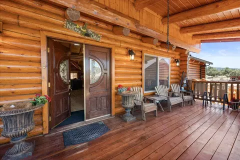 Exterior - 1925 Baldwin Lake Rd, Big Bear City, CA 92314 photo 2 of 7