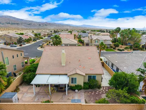 View/Area - 37481 Coventry St, Indio, CA 92203 photo 3 of 5