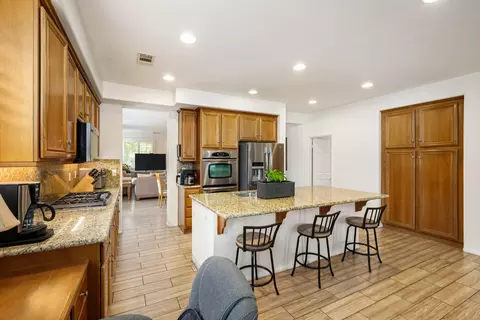 Kitchen - 37481 Coventry St, Indio, CA 92203 photo 5 of 6
