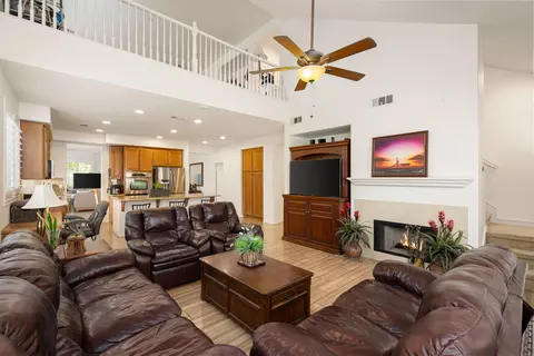 Living - 37481 Coventry St, Indio, CA 92203 photo 4 of 4
