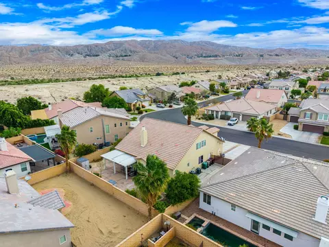View/Area - 37481 Coventry St, Indio, CA 92203 photo 5 of 5