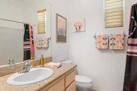 Bath - 49653 Wayne St, Indio, CA 92201 photo 2 of 2
