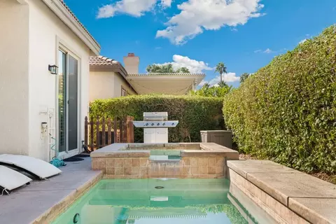 Exterior - 49653 Wayne St, Indio, CA 92201 photo 5 of 9