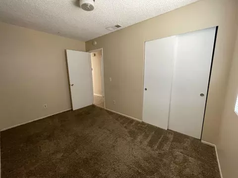Bedroom - 6414 El Dorado Ave, Yucca Valley, CA 92284 photo 1 of 8