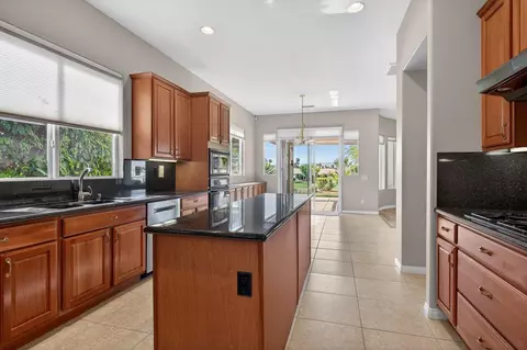 Kitchen - 80610 Prestwick Pl, Indio, CA 92201 photo 2 of 2