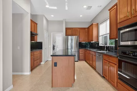 Kitchen - 80610 Prestwick Pl, Indio, CA 92201 photo 1 of 2
