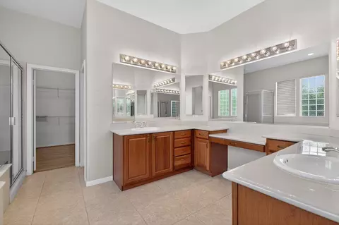 Bath - 80610 Prestwick Pl, Indio, CA 92201 photo 4 of 7