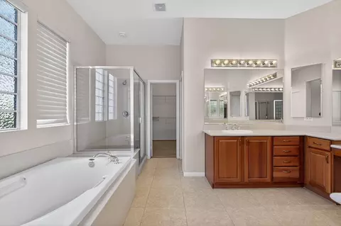 Bath - 80610 Prestwick Pl, Indio, CA 92201 photo 5 of 7