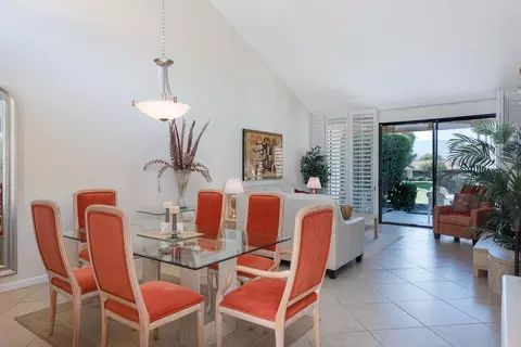 279 San Remo St, Palm Desert, CA 92260