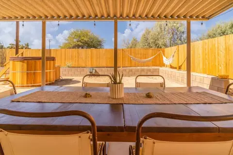 Exterior - 7092 Mohawk Trl, Yucca Valley, CA 92284 photo 3 of 12