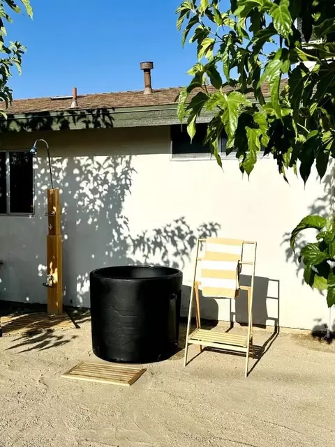 Exterior - 7092 Mohawk Trl, Yucca Valley, CA 92284 photo 8 of 12