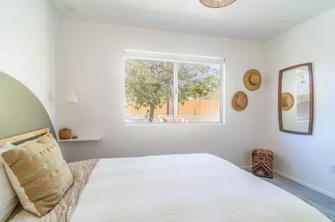 Bedroom - 7092 Mohawk Trl, Yucca Valley, CA 92284 photo 4 of 5