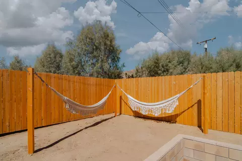 Exterior - 7092 Mohawk Trl, Yucca Valley, CA 92284 photo 10 of 12