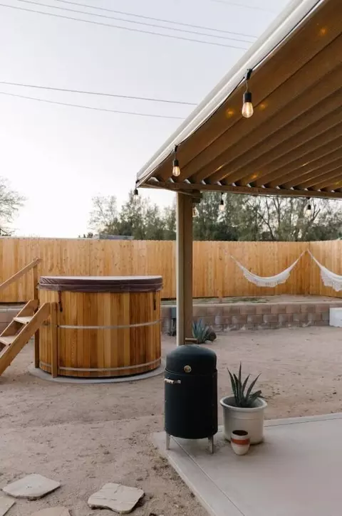 Exterior - 7092 Mohawk Trl, Yucca Valley, CA 92284 photo 9 of 12