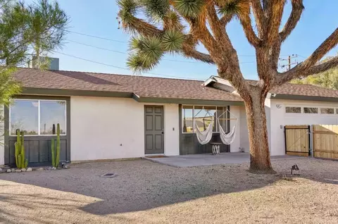 Exterior - 7092 Mohawk Trl, Yucca Valley, CA 92284 photo 4 of 12