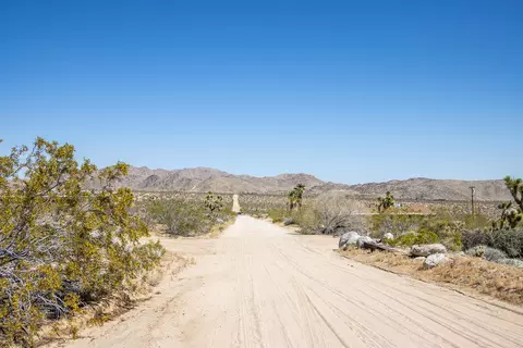 6655 Saddleback Rd, Joshua Tree, CA 92252 photo 5