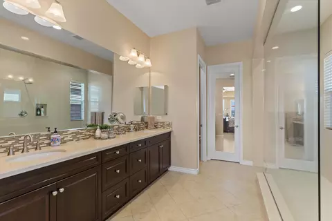 Bath - 85131 Stazzano Pl, Indio, CA 92203 photo 1 of 2