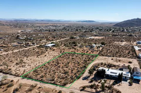 102 Saddleback Rd, Joshua Tree, CA 92252 photo 9