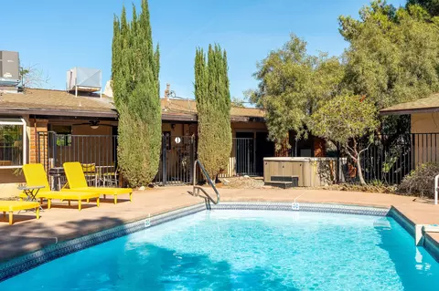 7579 Balsa Ave, Yucca Valley, CA 92284