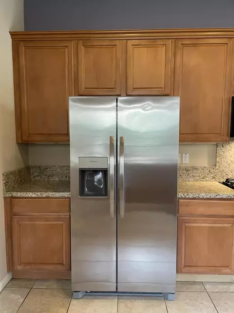 Kitchen - 81602 Avenida Contento, Indio, CA 92203 photo 1 of 2