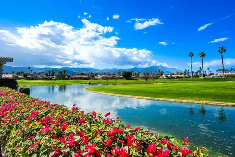 127 Avellino Cir, Palm Desert, CA 92211