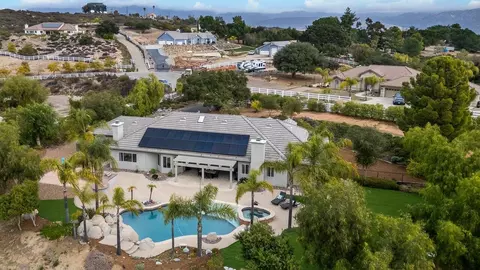 30012 Mckenna Heights Ct, Valley Center, CA 92082