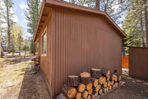 Exterior - 42532 Willow Ave, Big Bear Lake, CA 92315 photo 7 of 7