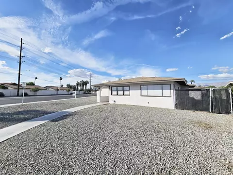 Exterior - 82012 Sierra Ave, Indio, CA 92201 photo 7 of 8