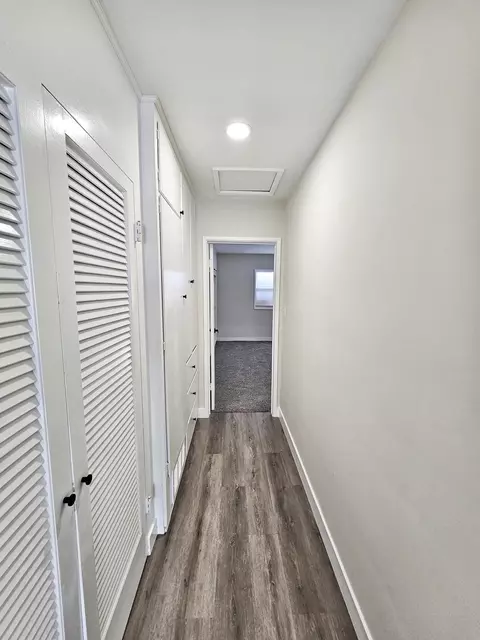 Entry Way - 82012 Sierra Ave, Indio, CA 92201 photo 2 of 2